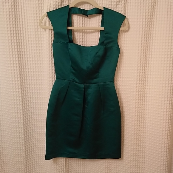 ASOS Dresses & Skirts - ASOS green mini dress ASOS Dresses & Skirts - ASOS green mini dress